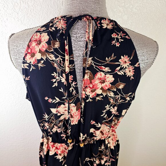 Lulus Black Floral Print Halter Maxi Dress - Picture 2 of 13